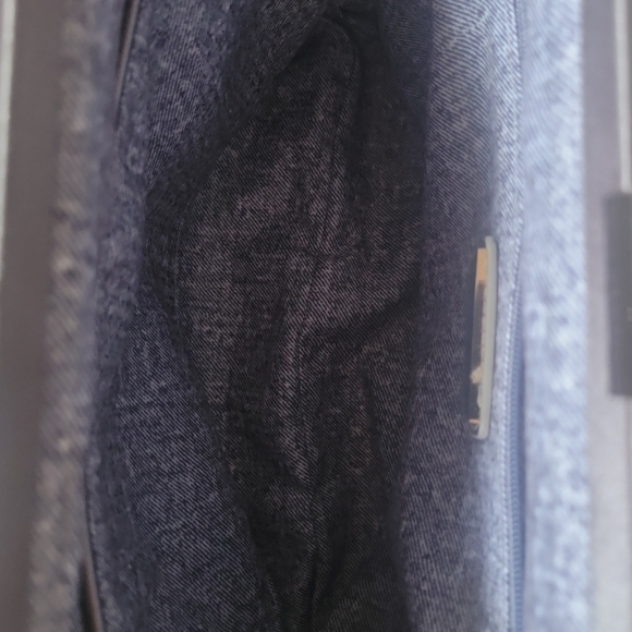 Urban Expression Vegan Leather Floral Cut Out Gold Chain Link Crossbody Bag - Picture 11 of 11